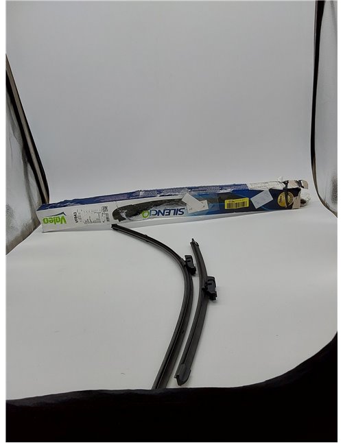 VALEO Silencio Escobilla - VF843 - Kit de Alto Rendimiento, Visibilidad Superior en Carretera, Fácil Instalación, Hojas Planas O