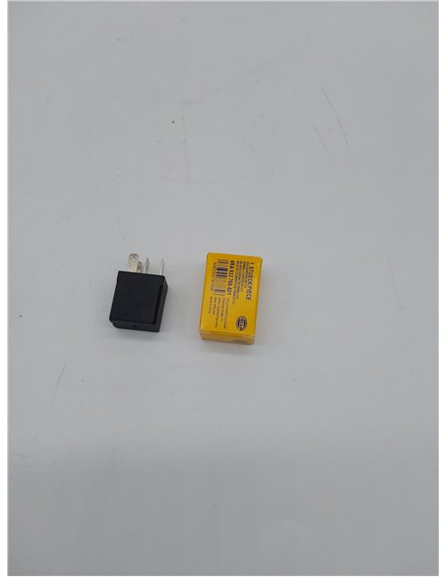 HELLA Relé, corriente de trabajo - 12V - 4polos - contacto conmutador - Cant.: 1 - 4RA 933 766-801       