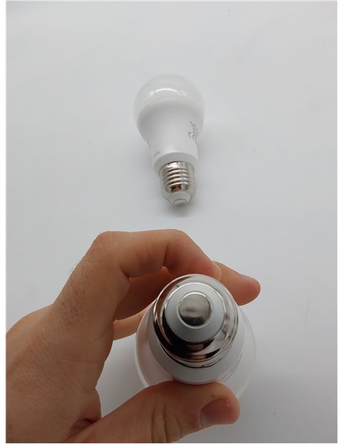 Amazon Basics - Bombilla rosca Edison LED E27, 13 W (equivalente a 100 W), blanco frío, no regulable, paquete de 2, CRI80       