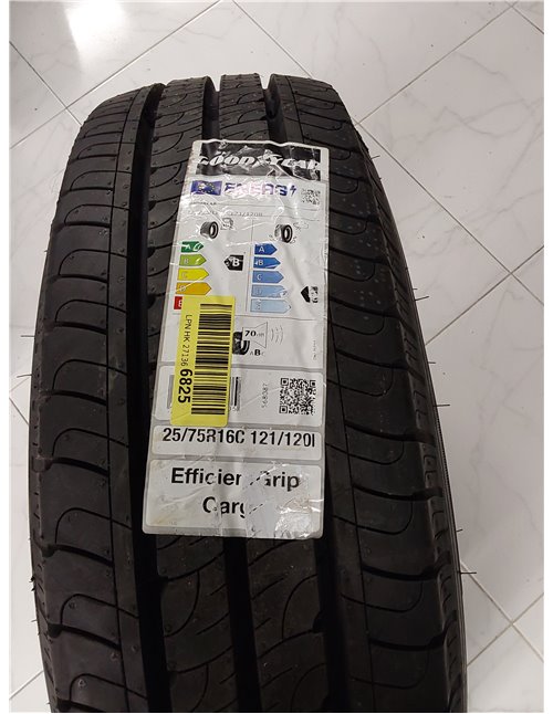 Goodyear EfficientGrip Cargo - 225/75/R16 121R - B/E/70 - Neumático transporte       