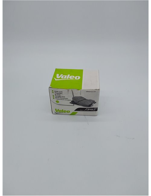 Valeo Pastillas de freno First 301584 Juego de 4 pastillas Eje trasero Completamente equipado con accesorios montados       