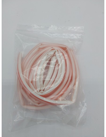 tesamoll Silicona PREMIUM FLEXIBLE, Tira de Silicona Adhesiva para Sellar Brechas de Ventanas y Puertas, Blanco, 6 m x 8 mm x 7 