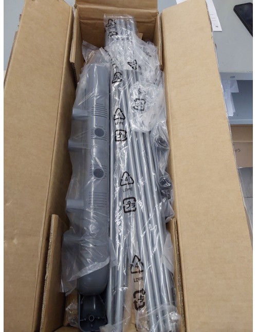 Amazon Basics Tendedero tipo torre, para interior, con alas plegables, Plateado, 4-niveles, 126 x 64 x 173 cm (L x W x H)