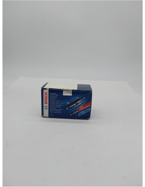 Bosch BP1478 - Pastillas de Freno para Coche Eje Trasero - Calidad Bosch - Reducción de Ruido y Polvo - Certificación ECE-R90 - 