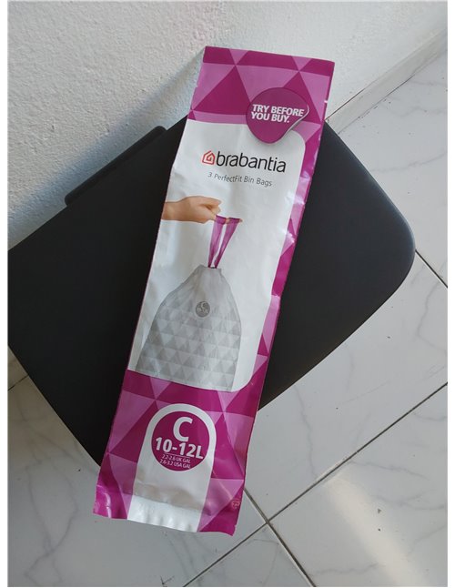 Brabantia Pattumiera Bo 4L - Cestino piccolo ed elegante - Apertura e chiusura soft - Igienico e poco ingombrante - appendibile 