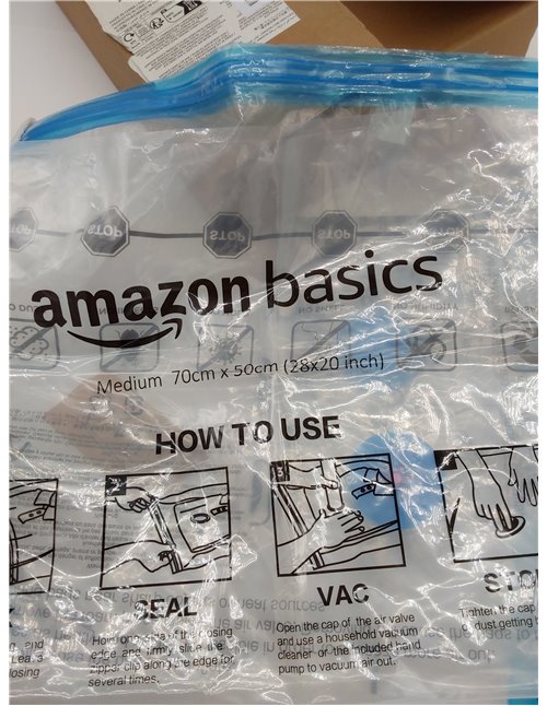 Amazon Basics Paquete de 5 bolsas de vacío para almacenamiento, incluyen boca para aspirador, con cremallera, tamaño mediano, Tr