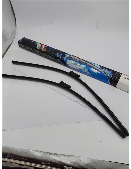 Escobilla limpiaparabrisas Bosch Aerotwin A110S, Longitud: 700mm/650mm − 1 juego para el parabrisas (frontal)