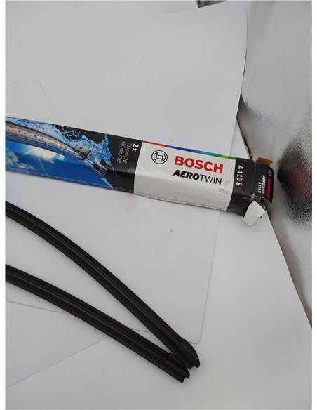 Escobilla limpiaparabrisas Bosch Aerotwin A110S, Longitud: 700mm/650mm − 1 juego para el parabrisas (frontal)