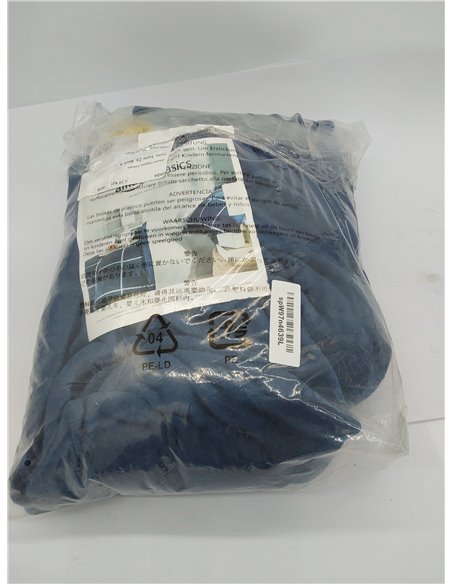 Amazon Basics Manta arrullo no calefactable, Hecha de Felpa de Terciopelo Suave, 168 x 229 cm, Color Azul Marino 
