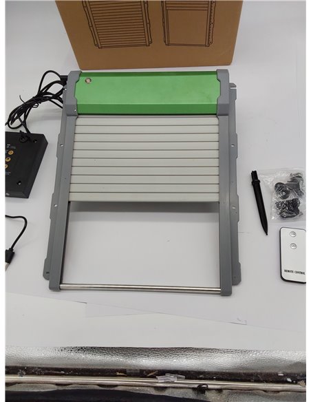 Puerta automatica de gallinero