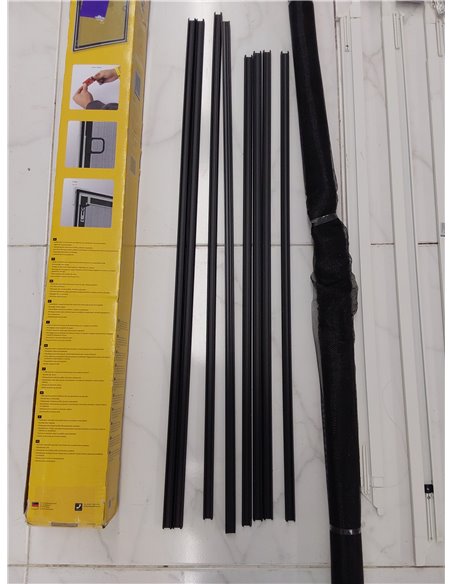 Schellenberg 70476 Marco telescópico Click & Protect para mosquitera, máx. 130 x 140 cm, blanco