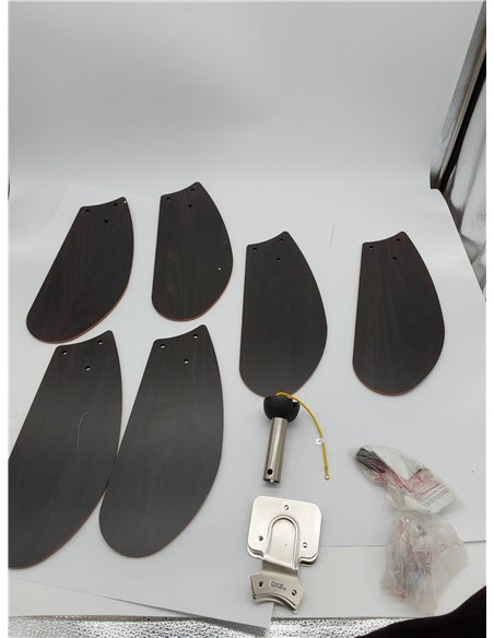 Bestron Ventilador de techo con iluminación, 3 niveles de velocidad y gran envergadura de 75 cm de diámetro, incluye función ver