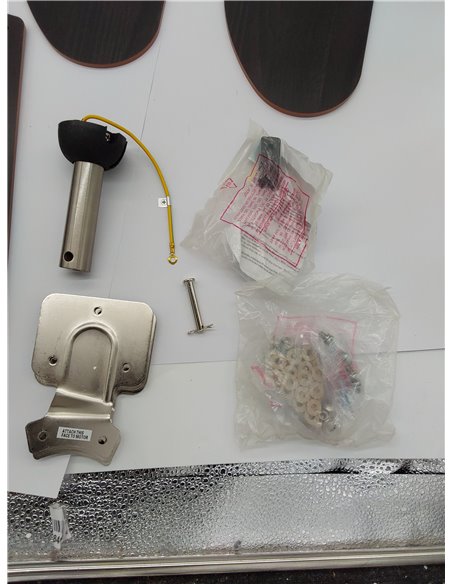 Bestron Ventilador de techo con iluminación, 3 niveles de velocidad y gran envergadura de 75 cm de diámetro, incluye función ver