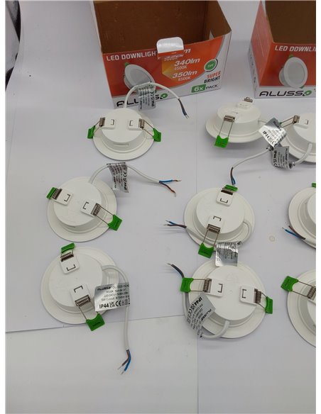 ALUSSO Downlight LED Empotrable, 5W IP44 Focos Interior 3000K Blanco Cálido, Ultradelgado 30mm, φ75-85mm, Ojos de Buey para Tech