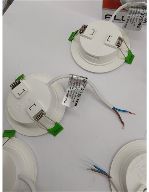ALUSSO Downlight LED Empotrable, 5W IP44 Focos Interior 3000K Blanco Cálido, Ultradelgado 30mm, φ75-85mm, Ojos de Buey para Tech