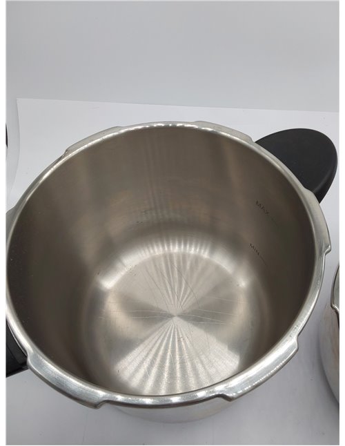 BRA Vitesse - Set duo ollas a presión, Metal, Plata, 4 y 7 litros.Aptas para todo tipo de cocinas,incluída inducción.