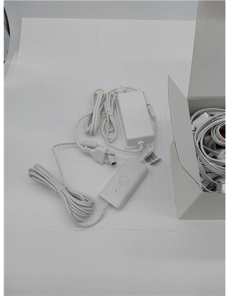 Govee Permanent Outdoor Lights, 15M con 72 Luces LED de Aleros Inteligente RGBIC para Exterior, 72 Modos de Escena, IP67 a Prueb