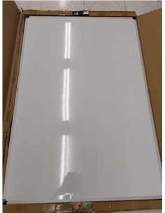 Amazon Basics Pizarra blanca magnética con bandeja para rotuladores y marco de aluminio, 150 cm x 100 cm 2