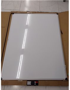 Amazon Basics Pizarra blanca magnética con bandeja para rotuladores y marco de aluminio, 120 cm x 90 cm 2