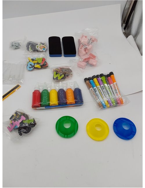FUNLIO Caballete de Arte para Niños de 3 a 8 años, Tablero Antideformación, pizarra infantil con Pizarra Magnética/Blanca, 3 Alt