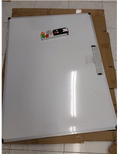 Amazon Basics Pizarra blanca magnética con bandeja para rotuladores y marco de aluminio, 120 cm x 90 cm 2