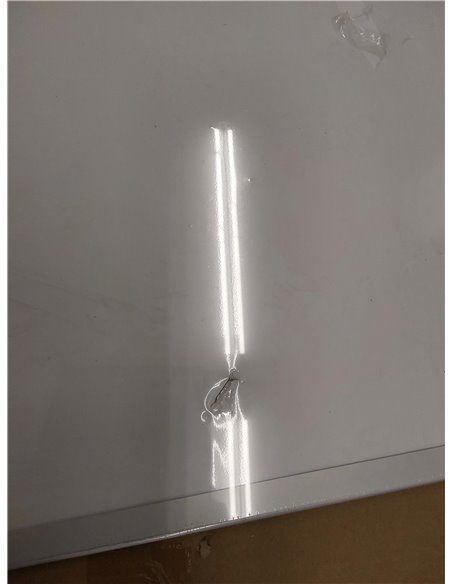 Amazon Basics Pizarra blanca magnética con bandeja para rotuladores y marco de aluminio, 120 cm x 90 cm