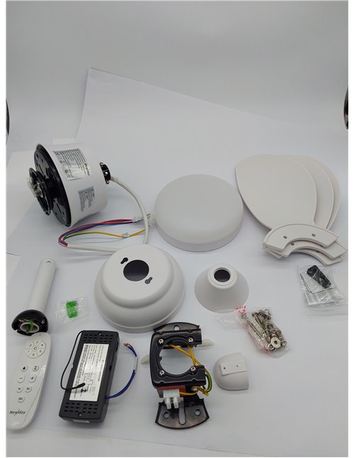 Newday 61cm Ventilador de Techo con Luz y Mando a Distancia, Ventiladores Techo con Lámpara Dimmer Pequeño, Ventilador Techo Bla