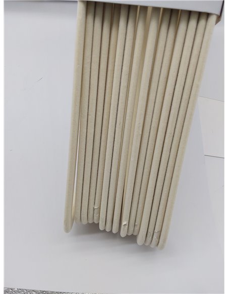 Amazon Basics Perchas de Terciopelo para Trajes, Paquete de 30, Plateado/Marfil 