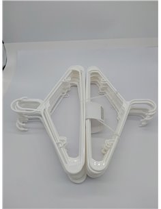 Utopia Home Paquete de 30 Perchas de Plástico Ahorradoras de Espacio, Duraderas y con Ranuras para los Hombros, Blancas