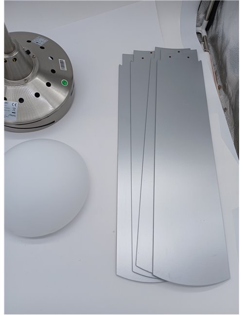 Cecotec Ventilador de Techo con Mando a Distancia, Temporizador y Luz LED EnergySilence Aero 570. 60 W, 132 cm de Diámetro, 4 As