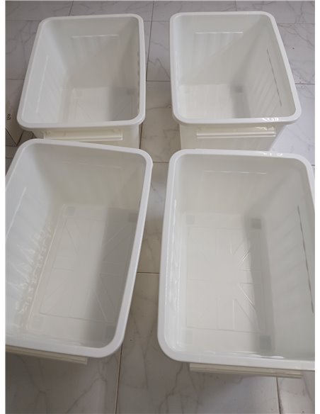 Cetomo 35L*4 Cajas de Almacenamiento con Tapas, Contenedores de Plástico con Ruedas, Clip On, Apilables, Encajables, Organizador