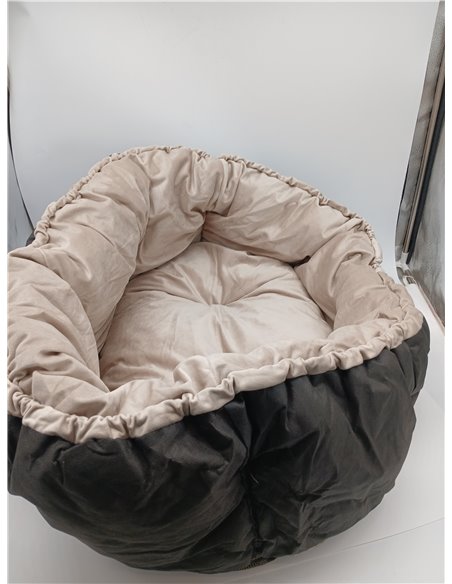 Ferplast Cama para Perros Medianos, Transpirable y Antideslizante, Sofà Throne 85 x 62 x h 33 cm, Blanco