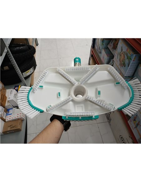 Gre 40017N - Limpiafondos Ovalado con Cepillos. Eficiencia y Durabilidad para Tu Piscina