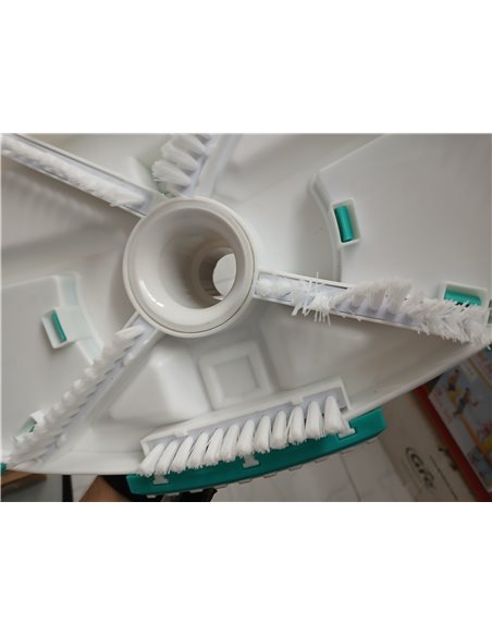 Gre 40017N - Limpiafondos Ovalado con Cepillos. Eficiencia y Durabilidad para Tu Piscina