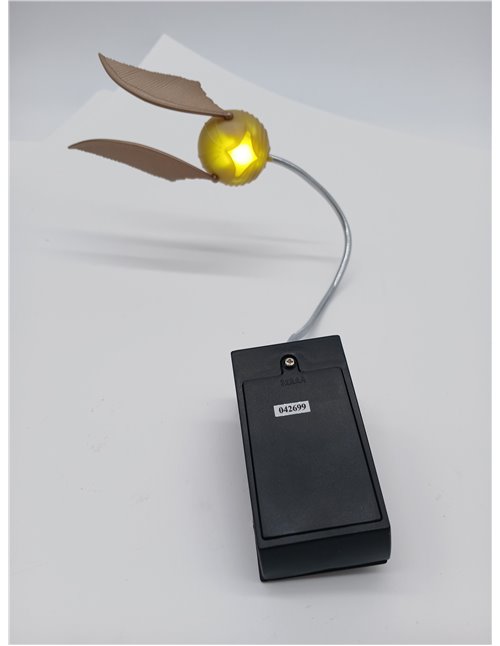 Luz de lectura de la snitch dorada de Harry Potter, clip para libro con 3 niveles de brillo