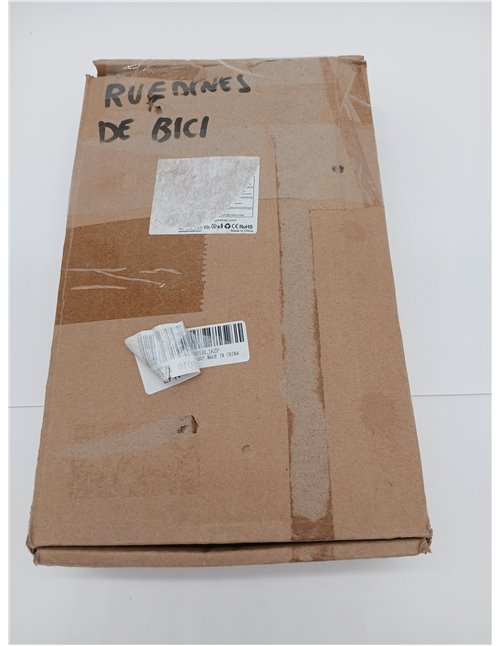 Ruedines de bici rosas. 