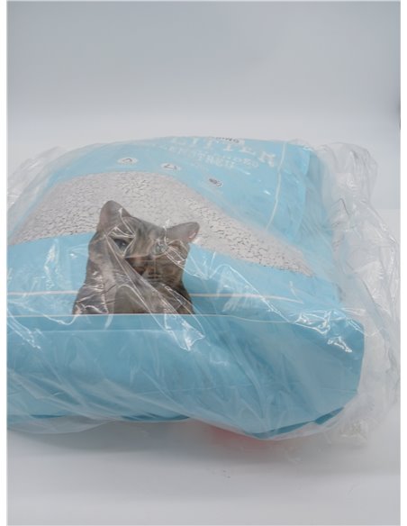 by Amazon Ultra White Clumping Cat Litter 10 L