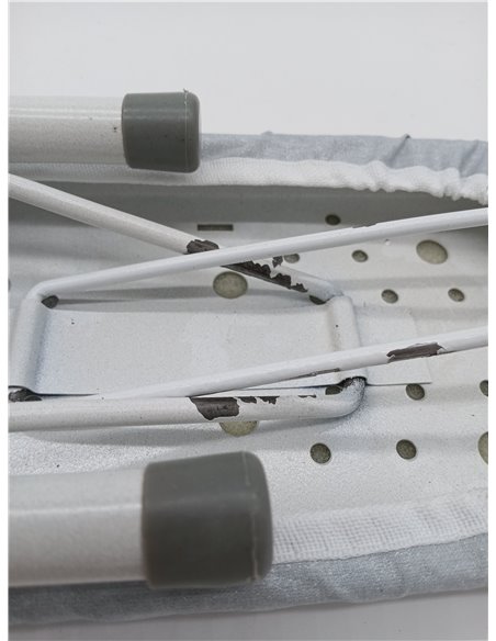 Rayen | plancha - mangas | Con sistema anti - cierre | Tablero perforado y plegable | Dimensiones: 52 x 11 cm