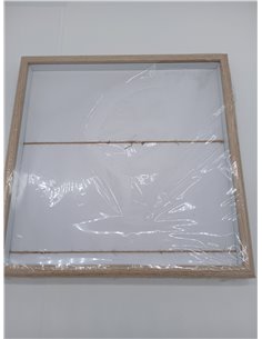 Cuadro con marco en madera color beige, con cuerdas en el fondo para añadir decoración 2