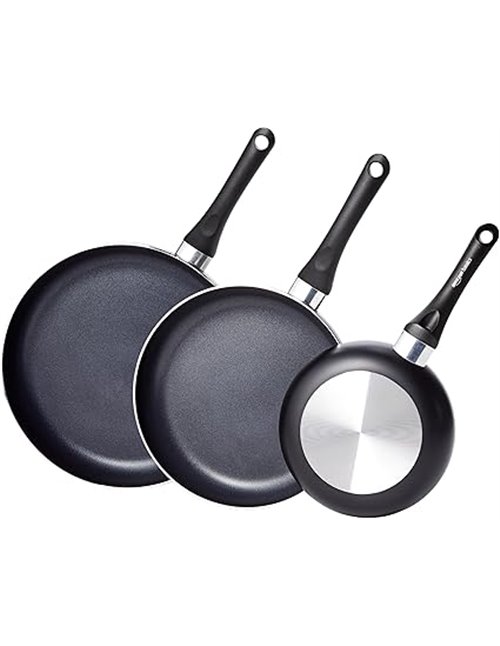 Amazon Basics Set of 3 Non-Stick Frying Pans - 20 cm, 25 cm and 30 cm, Black
