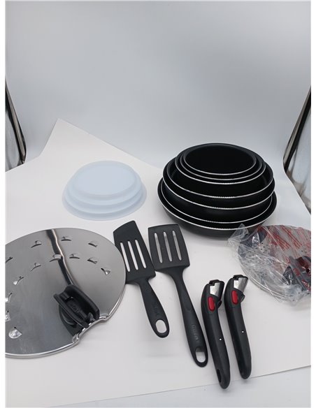Tefal Ingenio Easy On Set of 3 Frying Pans 22/26/28 cm + 3 Saucepans 16/18/20 cm + Stew Pot 24 cm + Wok 26 cm + 9 Accessories, N