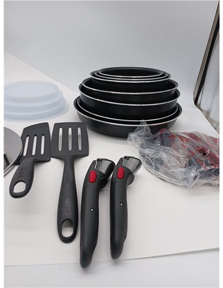 Tefal Ingenio Easy On Set of 3 Frying Pans 22/26/28 cm + 3 Saucepans 16/18/20 cm + Stew Pot 24 cm + Wok 26 cm + 9 Accessories, N