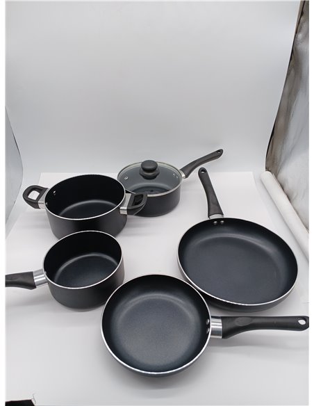 Amazon Basics Nonstick Cookware Set, 8 Piece (5 Pots + 3 Lids), Black