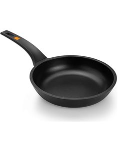 BRA Efficient 28 cm Frying Pan Cast Aluminium with Platinum Plus Non-Stick Suitable for All Hobs Including Induction, PFOA Free