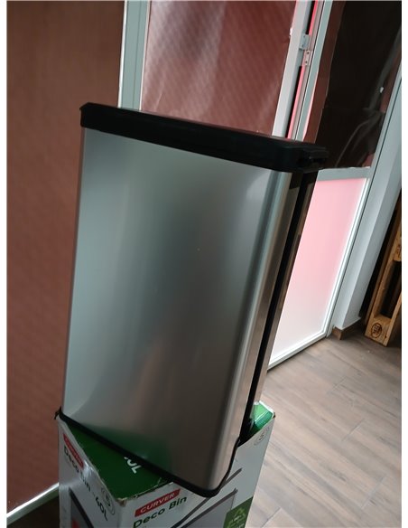 Curver - Cubo de Basura Slim con Pedal 40 L, 42 x 25 x 61 cm, Acabado Color Acero, Tapa con Cierre amortiguado y aro para Bolsa