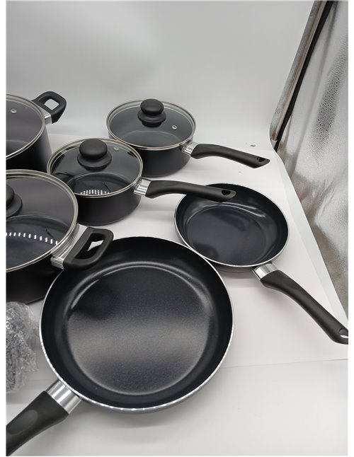 Amazon Basics Juego de utensilios de cocina antiadherentes, 15 piezas, Negro