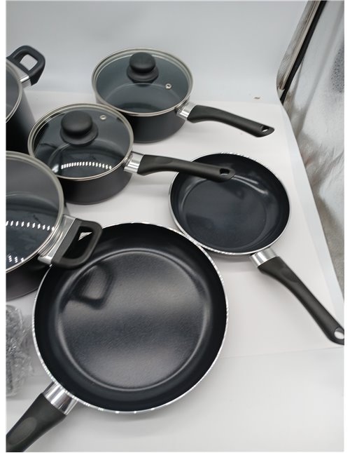Amazon Basics Juego de utensilios de cocina antiadherentes, 15 piezas, Negro