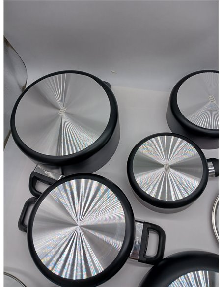 Amazon Basics Juego de utensilios de cocina antiadherentes, 15 piezas, Negro