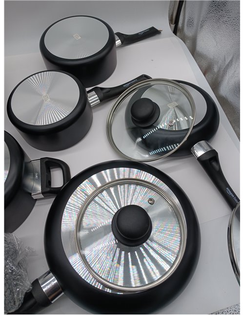 Amazon Basics Juego de utensilios de cocina antiadherentes, 15 piezas, Negro
