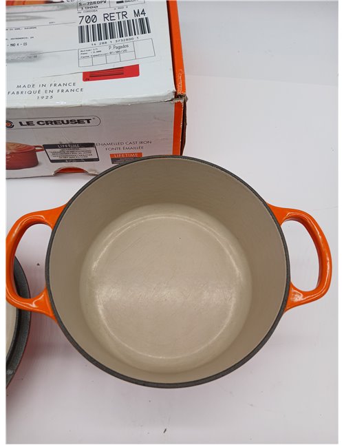 Le Creuset Cocotte redonda de hierro fundido, 18 cm, 1, 8 L, Todas Las Fuentes de Calor incluso inducción, Volcanico, 2117718090